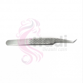 Grip Eyelash Tweezer
